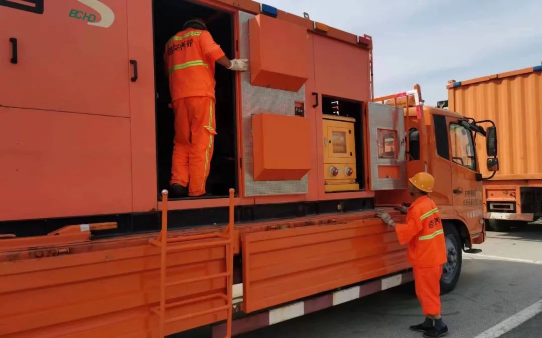 首发养护公司启动一级备勤，积极备战